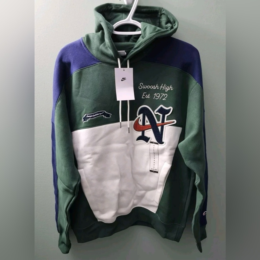 Nike Swoosh High Hoodie- NWT- Mens Small